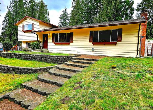 Property at 12013 58th Pl SE, Snohomish, WA 98290, 3 beds, 2 baths