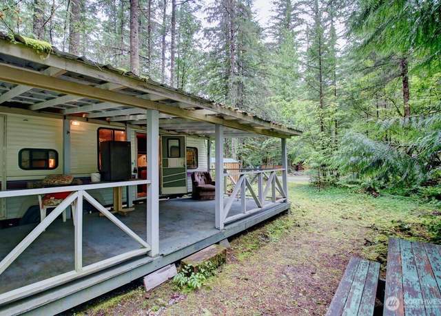 Property at 123 1 Jasper Trl, Deming, WA 98244, 1 bed, 1 bath