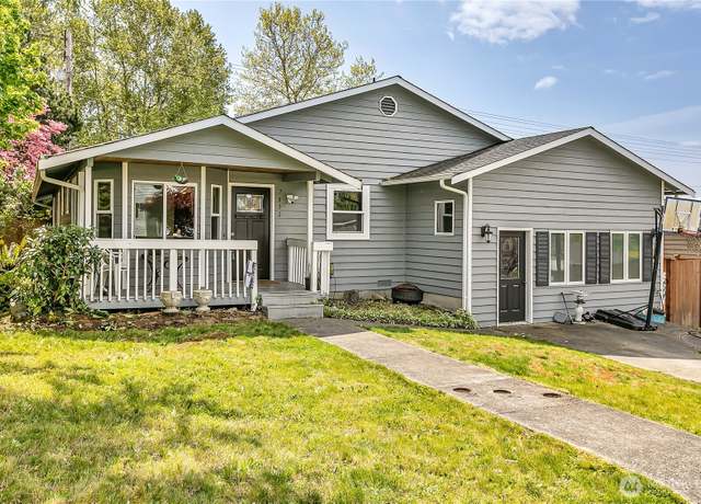 Property at 7032 65th St NE, Marysville, WA 98270, 4 beds, 2 baths