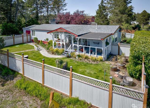 Property at 1325 213th Pl, Ocean Park, WA 98640, 3 beds, 2 baths