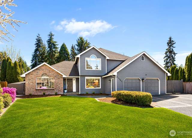 Property at 13723 SE 17th St, Bellevue, WA 98005, 5 beds, 4 baths