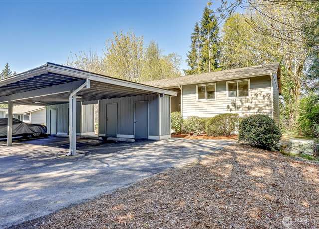 Property at 2979 SE Mile Hill Dr Unit F-4, Port Orchard, WA 98366, 2 beds, 1 bath