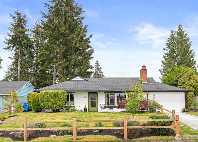 Property at 16124 Midvale Ave N, Shoreline, WA 98133, 3 beds, 2 baths