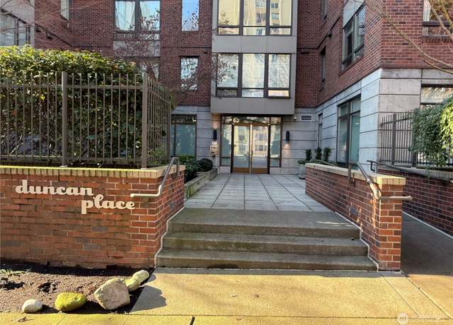 Property at 4547 8th Ave NE #414, Seattle, WA 98105, 1 bed, 1 bath