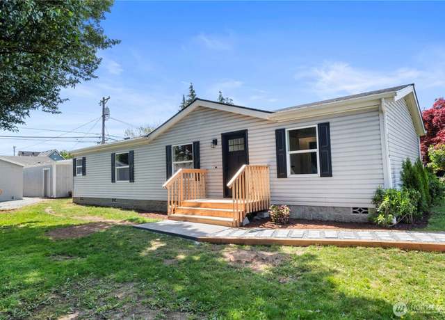 Property at 1136 34th St S, Tacoma, WA 98418, 3 beds, 2 baths