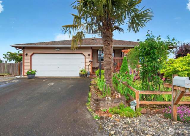Property at 17937 Iris Pl SW, Rochester, WA 98579, 4 beds, 2 baths
