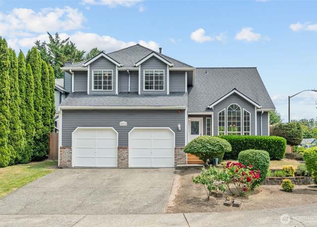Property at 20918 118th Pl, Kent, WA 98031, 4 beds, 2.5 baths