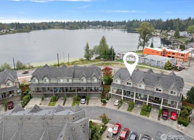 Property at 11216 19th Dr SE, Everett, WA 98208, 2 beds, 2.5 baths