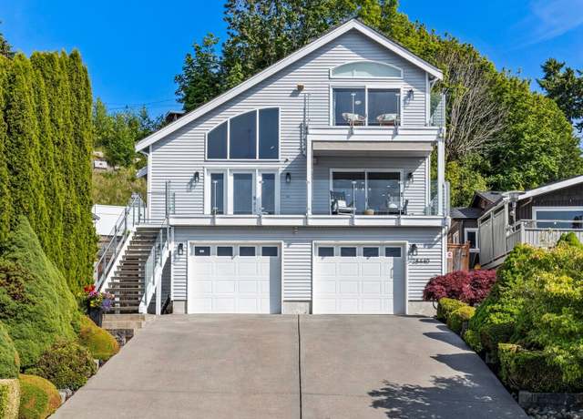 Property at 28440 Sound View Dr S, Des Moines, WA 98198, 4 beds, 3 baths