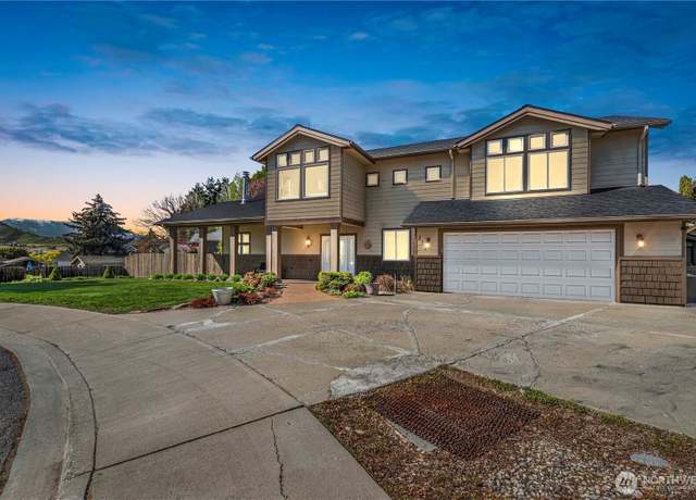 Property at 111 Mission View Pl, Cashmere, WA 98815, 3 beds, 2.5 baths