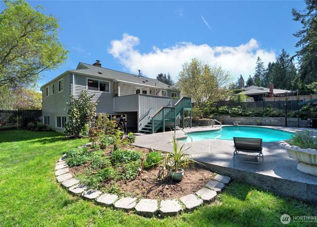 Property at 14861 Wallingford Ave N, Shoreline, WA 98133, 4 beds, 2 baths
