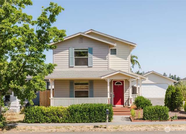 Property at 131 Alpine Loop, Sequim, WA 98382, 3 beds, 2.5 baths