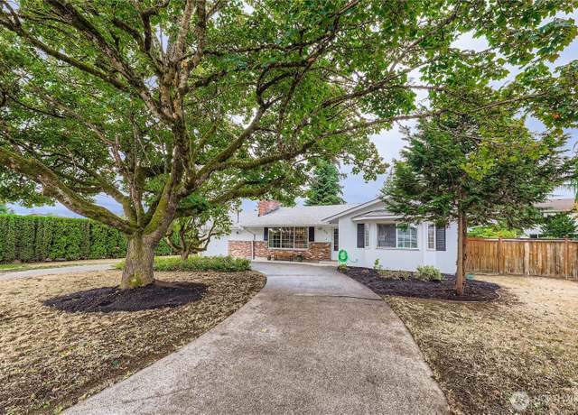 Property at 1227 Short St, Marysville, WA 98270, 2 beds, 2 baths