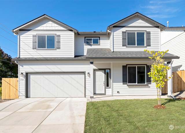 Property at 201 W Newfield Pl, Moses Lake, WA 98837, 4 beds, 2.5 baths
