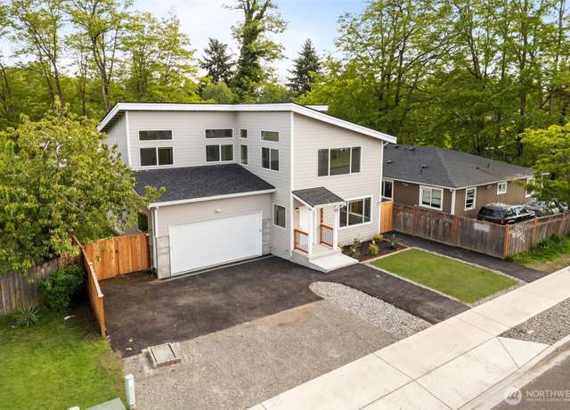 Property at 232 E 72nd St, Tacoma, WA 98404, 4 beds, 3.5 baths