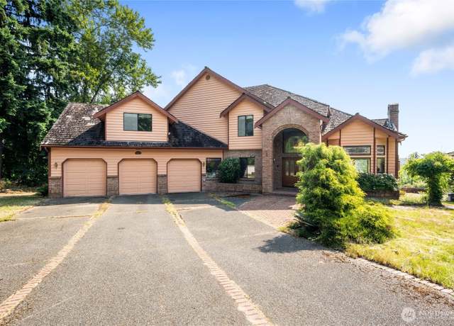 Property at 1408 W St NW, Auburn, WA 98001, 3 beds, 2.5 baths