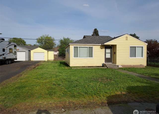 Property at 48 NE F St, Ephrata, WA 98823, 2 beds, 1 bath