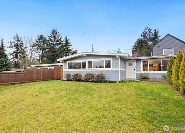 Property at 9203 29th Ave SW Unit A, Seattle, WA 98126, 3 beds, 1 bath