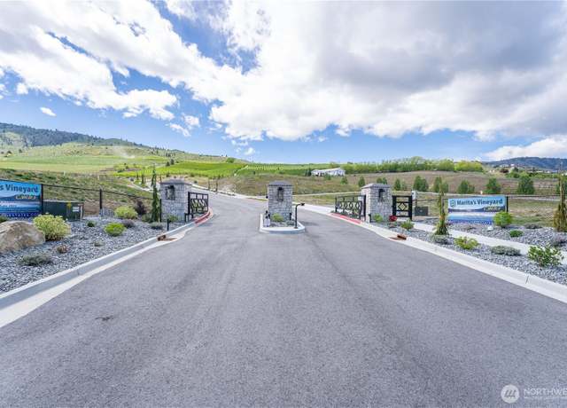 Property at 144 Loretta Ln, Chelan, WA 98816