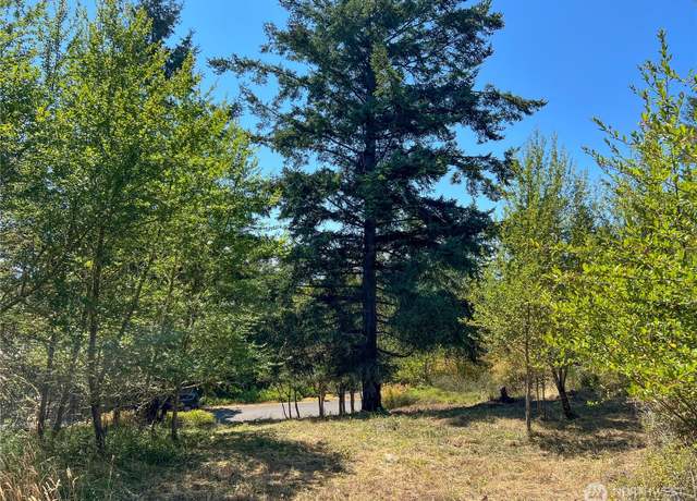 Property at 121 Combs St, Port Townsend, WA 98368