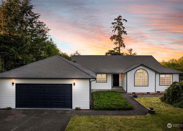 Property at 1120 Hill Ct, Cosmopolis, WA 98537, 3 beds, 2 baths
