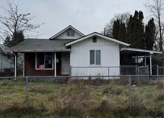 Property at 159 16th Ave, Longview, WA 98632, 3 beds, 2 baths
