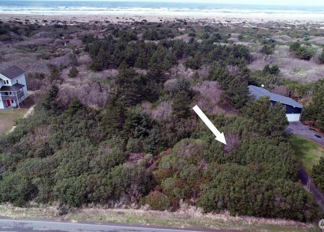 Property at 653 Ocean Shores Blvd SW, Ocean Shores, WA 98569