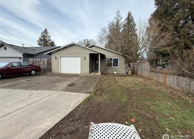 Property at 2835 E Street, Washougal, WA 98671, 4 beds, 2 baths