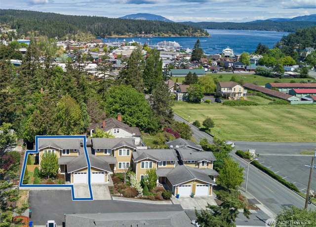 Property at 625 Argyle Ave Unit D, Friday Harbor, WA 98250, 2 beds, 2.5 baths