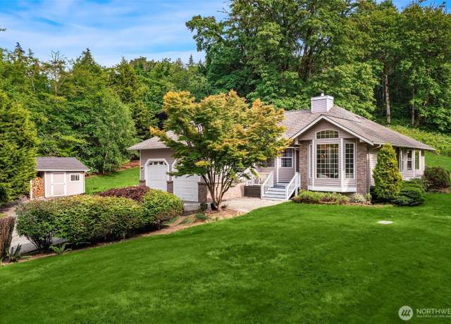 Property at 10329 SW 268th St, Vashon, WA 98070, 3 beds, 2 baths