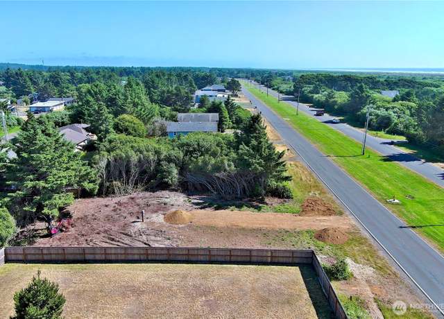 Property at 538 Ocean Shores Blvd NW, Ocean Shores, WA 98569
