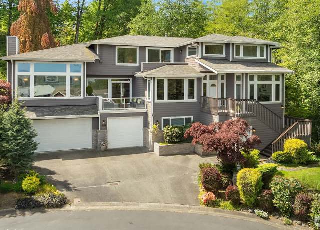 Property at 401 SW 295th Pl, Federal Way, WA 98023, 6 beds, 4 baths