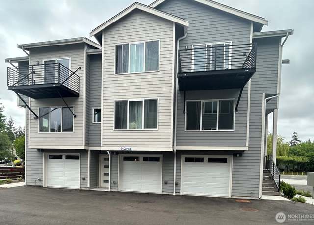 Property at 13243 Ambaum Blvd SW Unit C, Burien, WA 98146, 3 beds, 2.5 baths