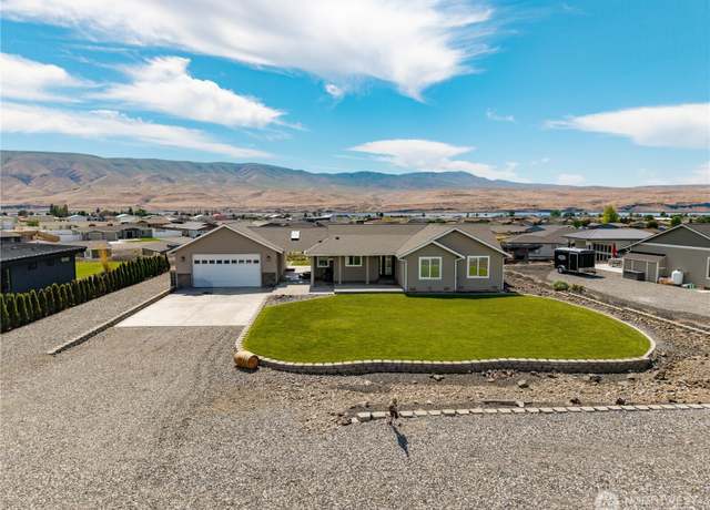 Property at 206 Moon River Vw SW, Mattawa, WA 99349, 3 beds, 2.5 baths