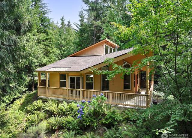 Property at 3048 Forest Ln, Langley, WA 98260, 3 beds, 1.5 baths