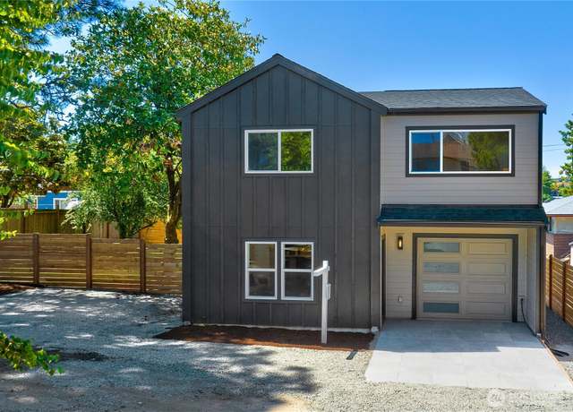 Property at 9620 Lindsay Pl S, Seattle, WA 98118, 3 beds, 2.5 baths