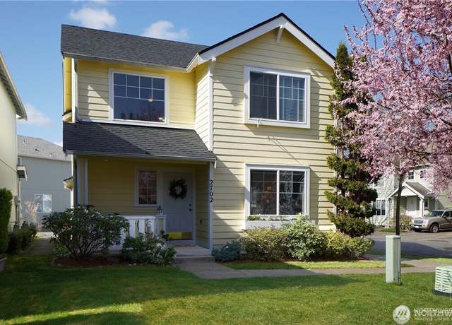 Property at 2702 9th SE, Puyallup, WA 98374, 3 beds, 2.5 baths