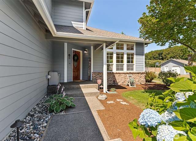 Property at 7935 Leslie Ct SE, Tumwater, WA 98501, 3 beds, 2.5 baths