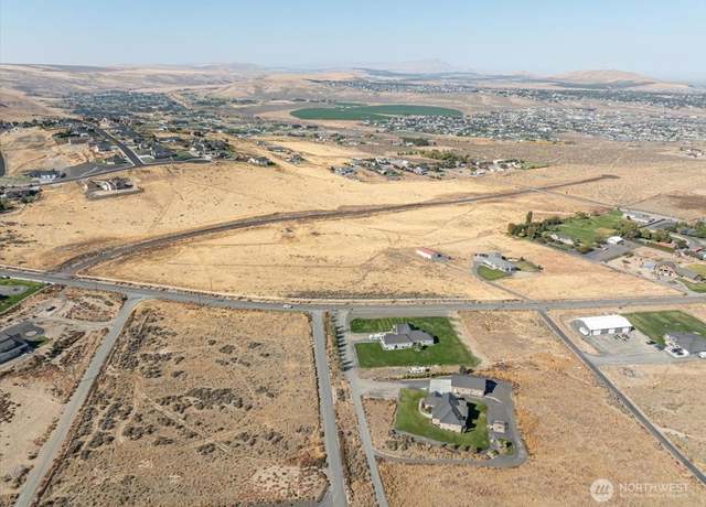 Property at 32633 Mammoth Dr, Kennewick, WA 99338