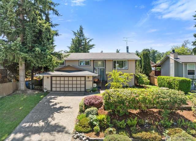 Property at 22903 126th Ave SE, Kent, WA 98031, 4 beds, 2.5 baths