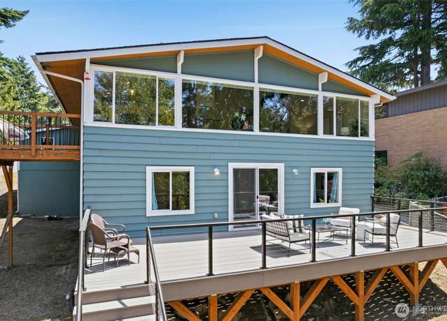 Property at 11219 28th Ave SW, Seattle, WA 98146, 5 beds, 2.5 baths