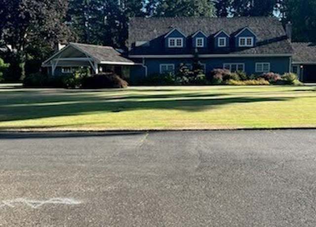 Property at 25 Forest Glen Ln SW, Lakewood, WA 98498, 4 beds, 4.5 baths