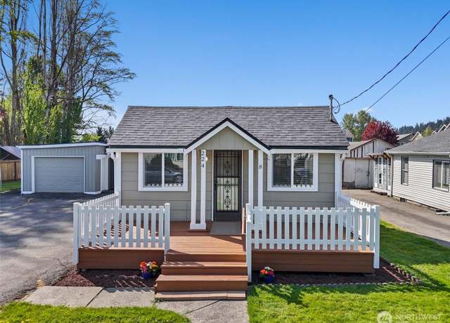 Property at 224 8th Ave N, Algona, WA 98001, 1 bed, 1 bath