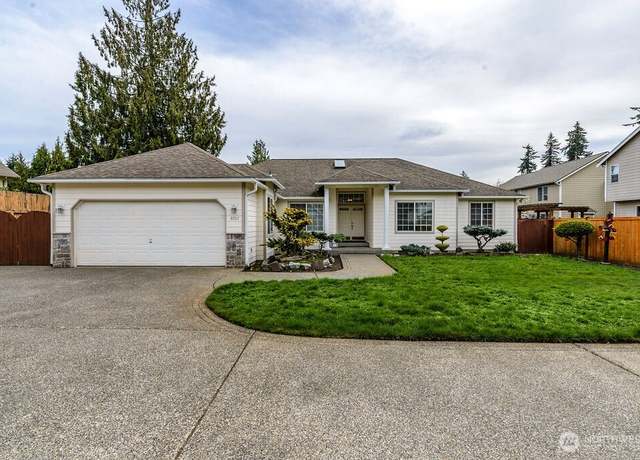 Property at 8707 119th Street Ct E, Puyallup, WA 98373, 3 beds, 2.5 baths