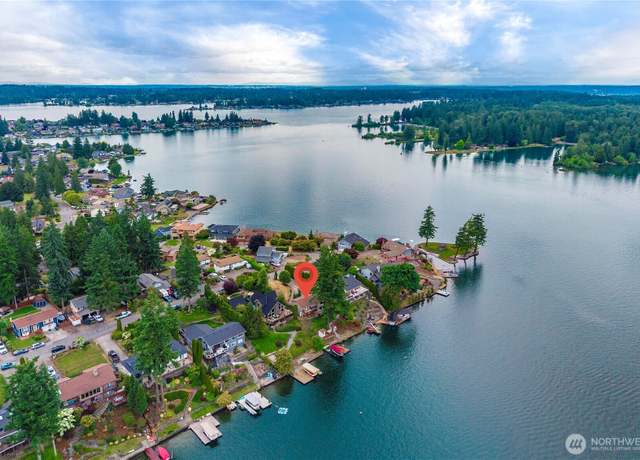 Property at 2505 211th Ave E, Lake Tapps, WA 98391, 4 beds, 3 baths