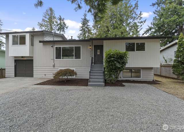 Property at 18045 3rd Ave NE, Shoreline, WA 98155, 5 beds, 2 baths