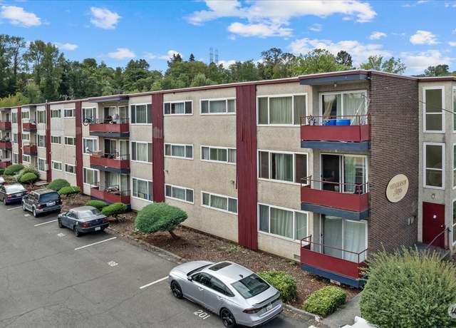 Property at 4803 S Henderson St, Seattle, WA 98118, 45 beds, 39 baths