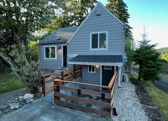 Property at 1448 17th St, Bremerton, WA 98337, 3 beds, 1 bath