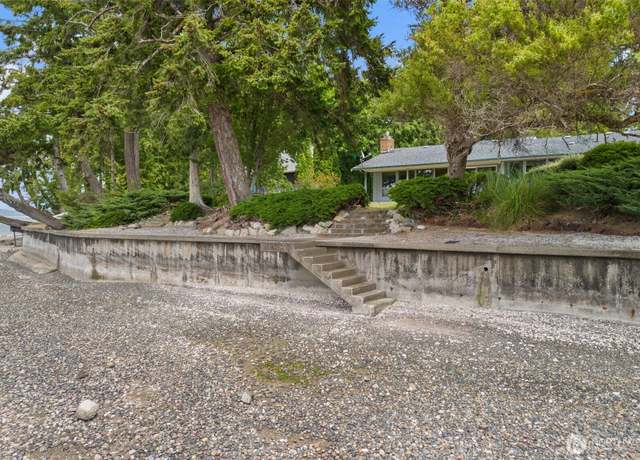 Property at 3820 85th Ave NW, Olympia, WA 98502, 3 beds, 2 baths