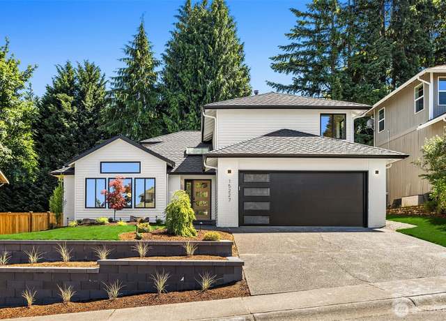 Property at 15227 NE 71st Ct, Redmond, WA 98052, 4 beds, 2.5 baths